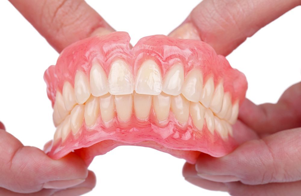 protezy bezklamrowe - klinika stomatologiczna poznań materna dental